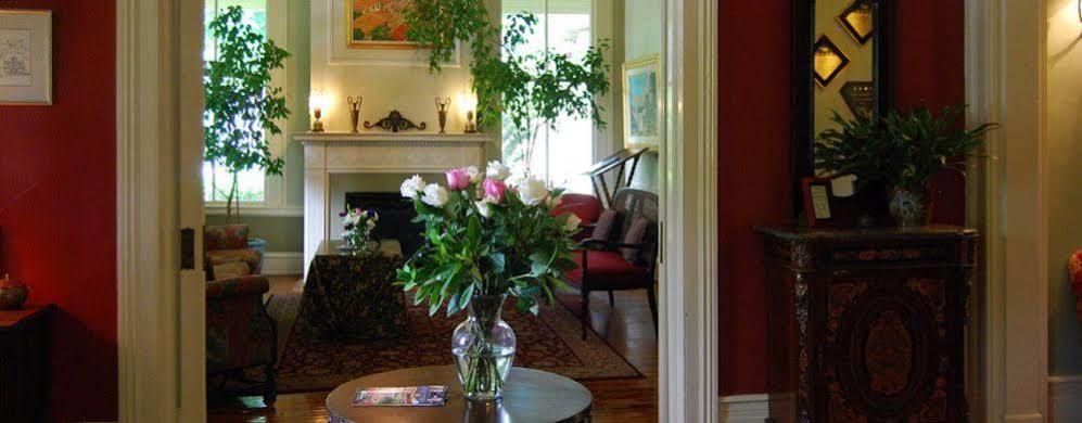 Rothschild Pound House Inn 哥伦布 外观 照片
